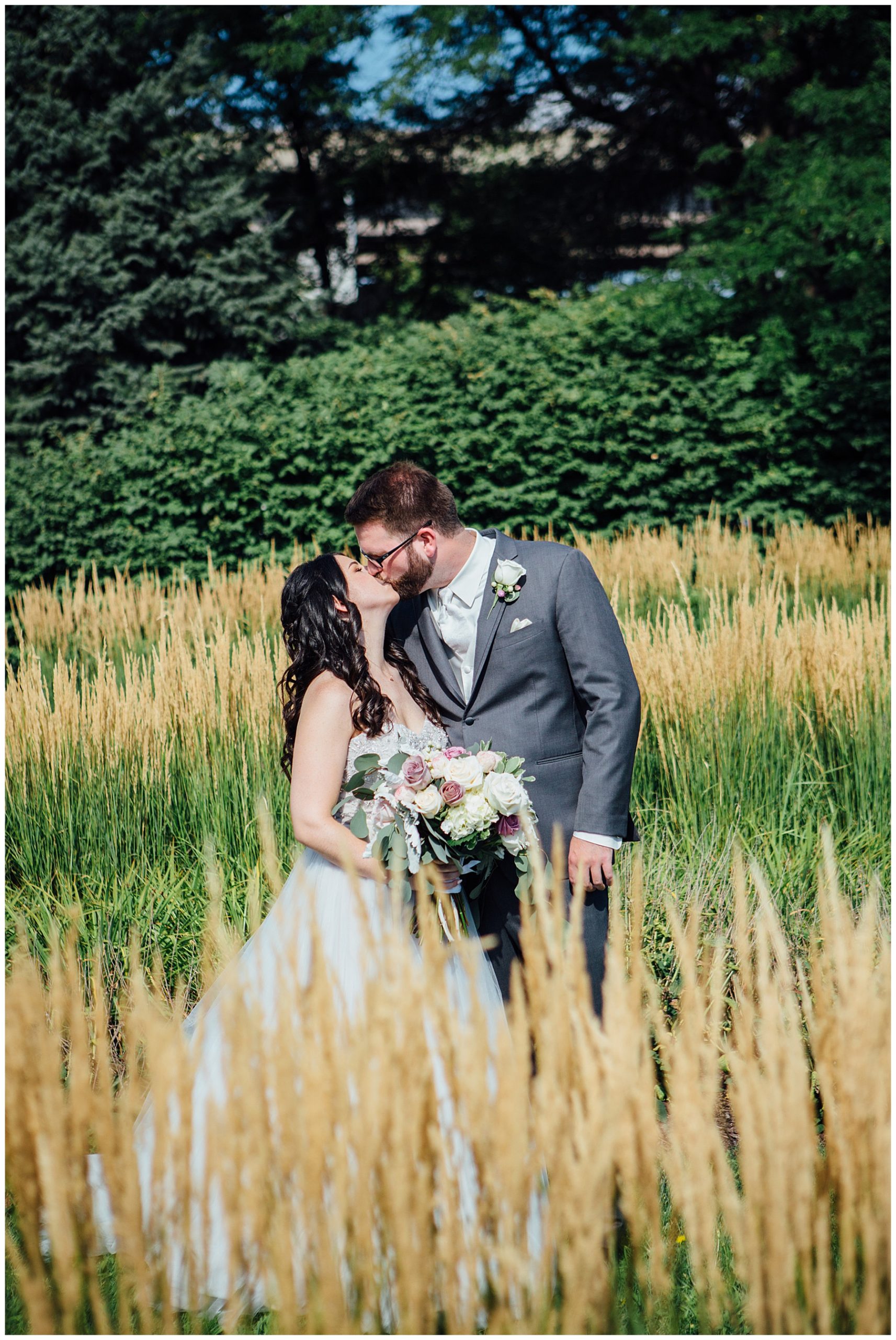 Omaha Marriott Downtown Wedding photos