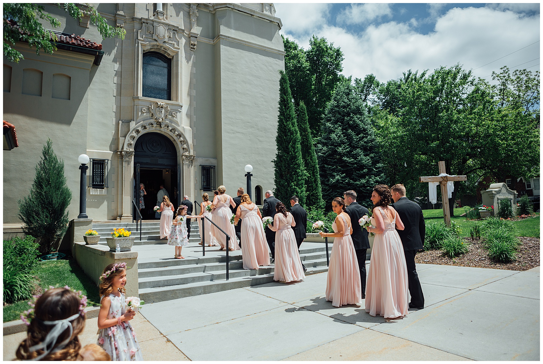 Omaha wedding photographer,Wedding at St. Francis Cabrini,Reception at Scoular Ballroom Andrea Bibeault: a wedding photojournalist specializes in real,photojournalistic wedding photography. Based in Omaha,we travel all over the midwest and country.,