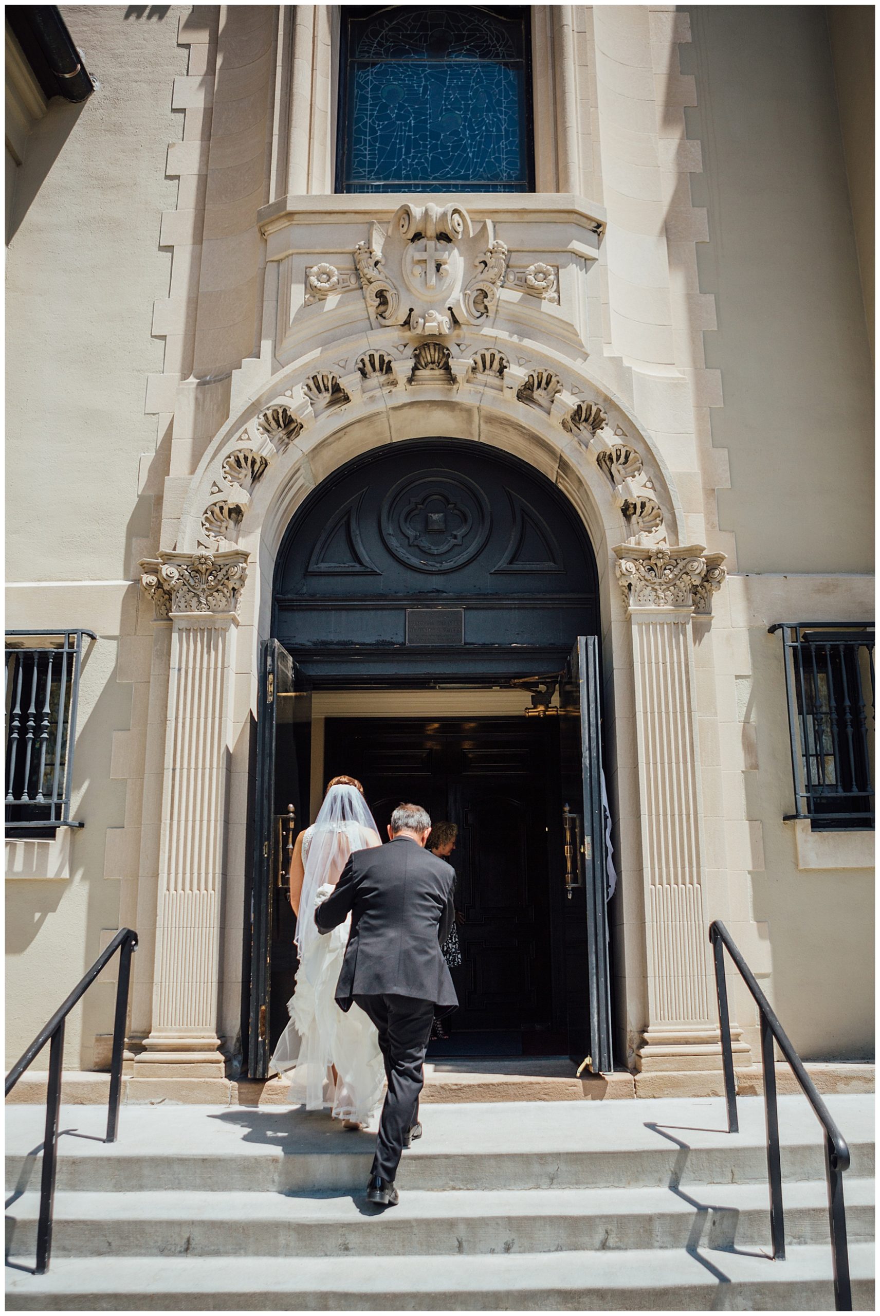 Omaha wedding photographer,Wedding at St. Francis Cabrini,Reception at Scoular Ballroom Andrea Bibeault: a wedding photojournalist specializes in real,photojournalistic wedding photography. Based in Omaha,we travel all over the midwest and country.,