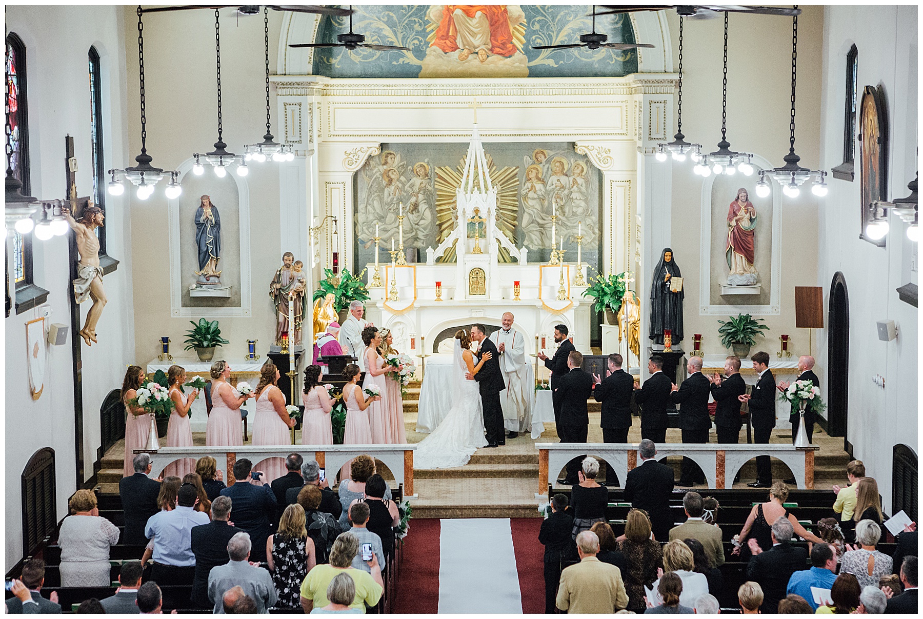 Omaha wedding photographer,Wedding at St. Francis Cabrini,Reception at Scoular Ballroom Andrea Bibeault: a wedding photojournalist specializes in real,photojournalistic wedding photography. Based in Omaha,we travel all over the midwest and country.,